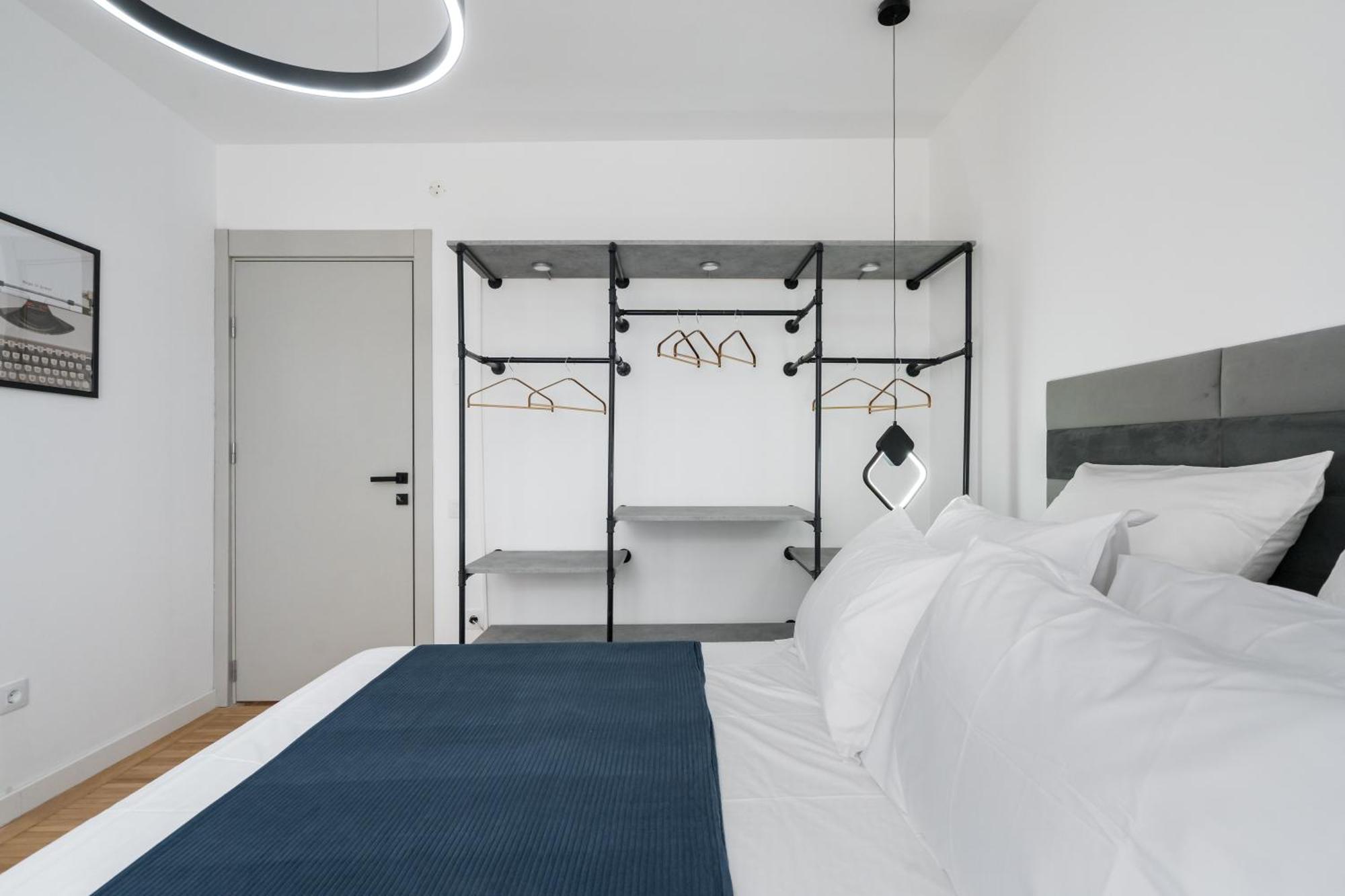 Central Aesthetic Apartment บูคาเรสต์ ภายนอก รูปภาพ